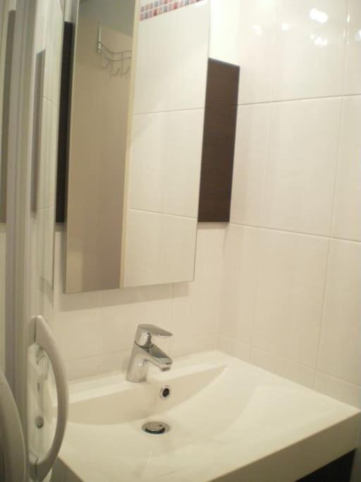 לוז-סן-סובר Agreable Studio A 400 M Du Centre Ville De Luz מראה חיצוני תמונה